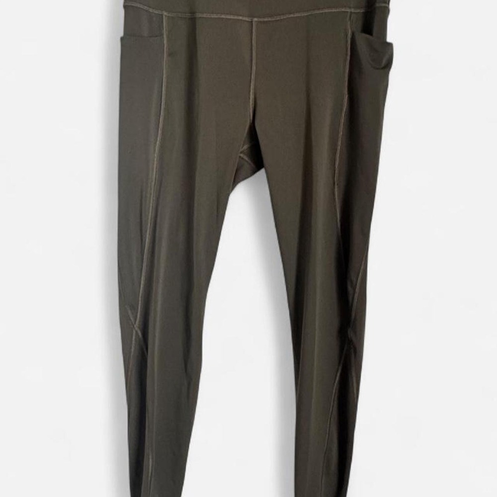 Olive Green Ribbed Seamless Ankle Length Leggings